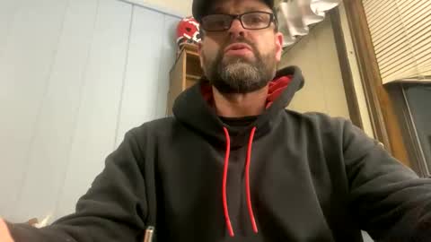 Snapshot of ejbooker11 chatting on October 23, 9:30 am PiedPiper online show from October 23, 9:30 am