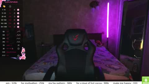 If you like it when I meow give me a thumbs up online show from December 3, 11:41 am