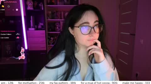 Snapshot of el_sweety chatting on May 11, 10:54 am If you like it when I meow give me a thumbs up online show from May 11, 10:54 am