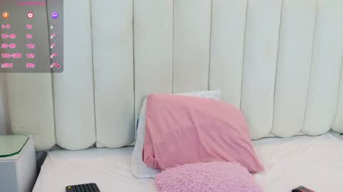 ela_ebony_ online show from March 22, 4:32 pm