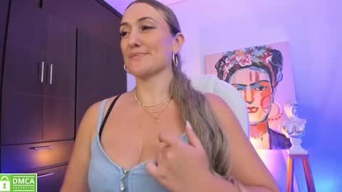 Snapshot of ela_ps chatting on December 27, 2:54 pm LOREIN online show from December 27, 2:54 pm