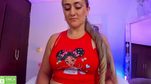 Snapshot of ela_ps chatting on January 11, 2:36 pm LOREIN online show from January 11, 2:36 pm