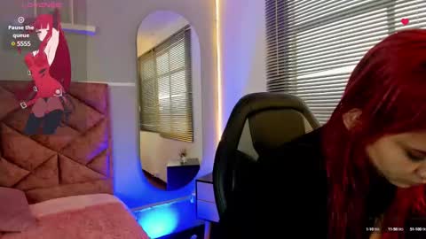 Elaia online show from December 3, 12:06 pm