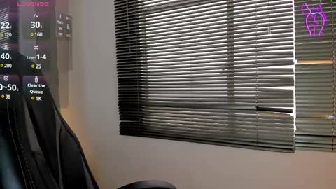 Elaia online show from February 21, 1:11 pm