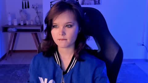 Your sweet girl online show from December 14, 7:36 pm