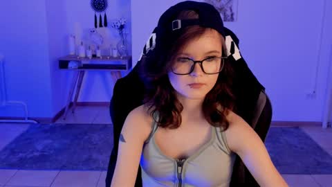 Your sweet girl online show from January 11, 10:29 pm