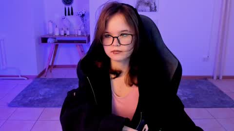 Your sweet girl online show from February 1, 10:23 pm