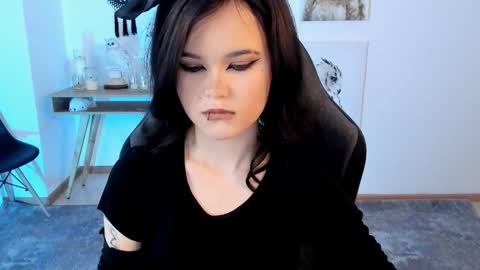 Your sweet girl online show from February 26, 7:27 pm