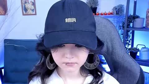 Your sweet girl online show from March 7, 1:42 am