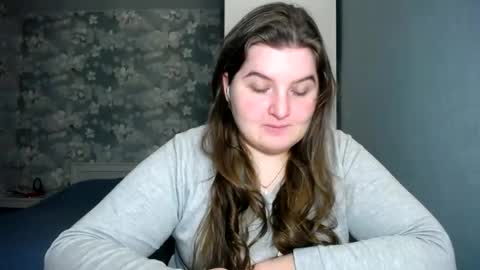 Snapshot of elanis_blair chatting on December 28, 12:24 pm Elanis online show from December 28, 12:24 pm