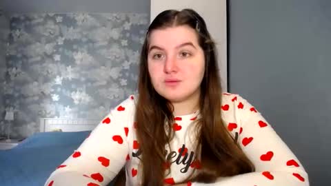 Snapshot of elanis_blair chatting on February 4, 10:54 am Elanis online show from February 4, 10:54 am