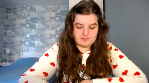 Snapshot of elanis_blair chatting on February 20, 10:27 am Elanis online show from February 20, 10:27 am