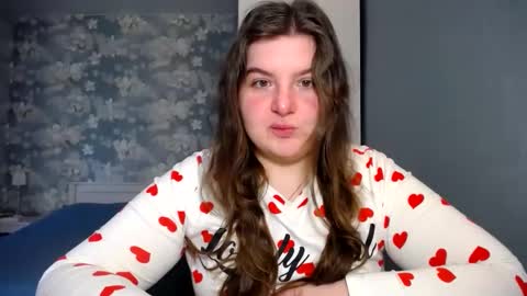 Snapshot of elanis_blair chatting on March 8, 10:00 am Elanis online show from March 8, 10:00 am