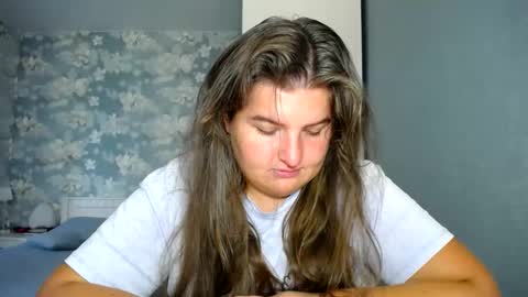 Snapshot of elanis_blair chatting on September 22, 1:46 pm Elanis online show from September 22, 1:46 pm