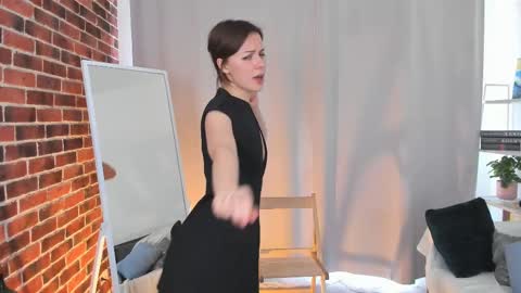 Snapshot of elannand chatting on March 10, 9:21 am ELA 3 online show from March 10, 9:21 am