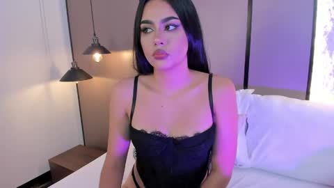 elara_bloom_ online show from April 21, 2:15 am
