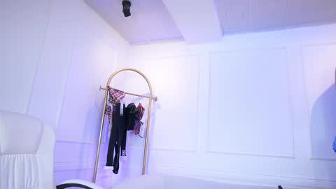 Elasummeer online show from September 29, 11:48 am