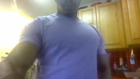 Snapshot of eldisiac chatting on December 23, 6:16 pm EL-Disiac online show from December 23, 6:16 pm