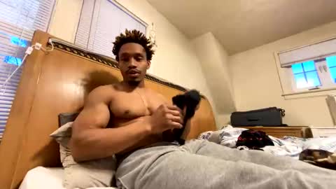 Snapshot of eldisiac chatting on February 17, 11:09 pm EL-Disiac online show from February 17, 11:09 pm