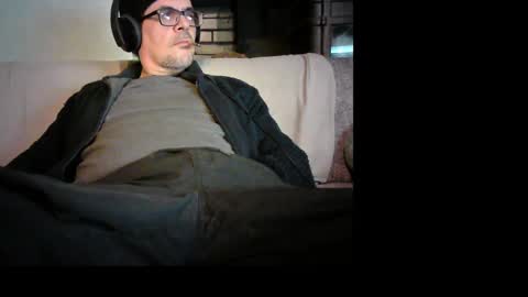 Snapshot of eldonan chatting on January 26, 6:06 pm Nando online show from January 26, 6:06 pm