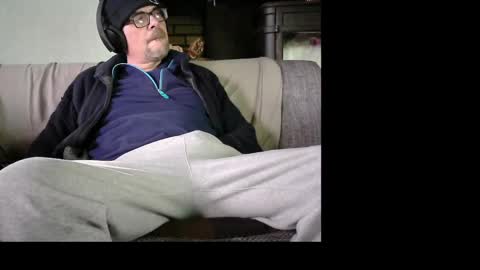 Snapshot of eldonan chatting on January 30, 2:58 pm Nando online show from January 30, 2:58 pm