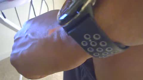 Snapshot of eldongue2024 chatting on March 3, 9:33 am eldongue2024 online show from March 3, 9:33 am