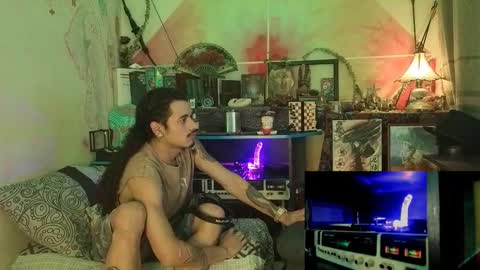 Snapshot of eleazar_blake chatting on November 8, 6:02 am Sir Eleazar online show from November 8, 6:02 am