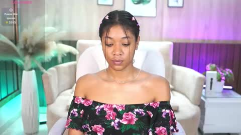 Snapshot of electraajones chatting on November 12, 11:32 am Electra Jones online show from November 12, 11:32 am