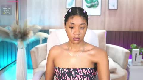 Snapshot of electraajones chatting on November 14, 11:31 am Electra Jones online show from November 14, 11:31 am