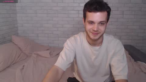 Alex online show from December 1, 4:40 pm