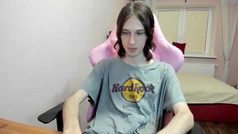 Snapshot of eleganc3 chatting on September 27, 6:24 pm eleganc3 online show from September 27, 6:24 pm