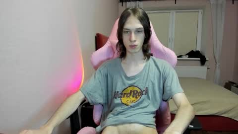 Snapshot of eleganc3 chatting on October 25, 7:08 pm eleganc3 online show from October 25, 7:08 pm