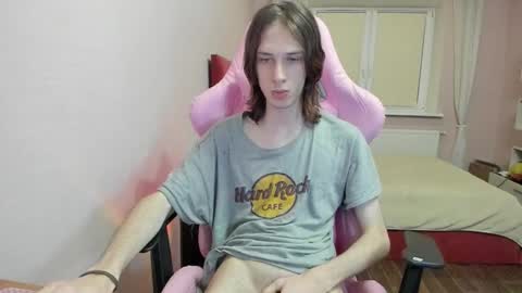 Snapshot of eleganc3 chatting on October 28, 7:38 pm eleganc3 online show from October 28, 7:38 pm