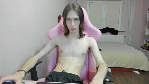 Snapshot of eleganc3 chatting on November 6, 7:37 pm eleganc3 online show from November 6, 7:37 pm