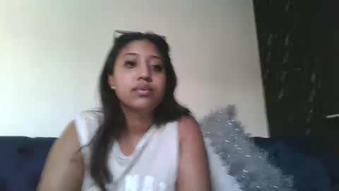 Snapshot of elegentaura chatting on November 29, 6:05 am Kaykay online show from November 29, 6:05 am