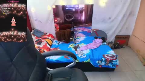 Snapshot of elektra_91 chatting on January 3, 11:57 am elektra online show from January 3, 11:57 am