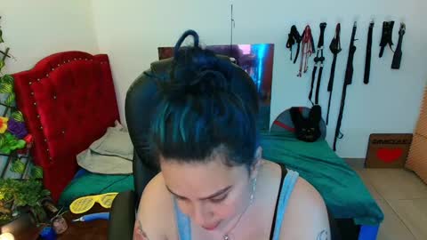 Snapshot of elektra_91 chatting on February 16, 4:20 am elektra online show from February 16, 4:20 am