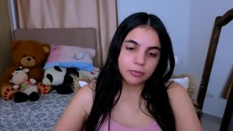 Snapshot of elenna_hotx chatting on November 19, 7:25 pm agnes online show from November 19, 7:25 pm