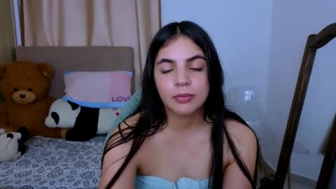 Snapshot of elenna_hotx chatting on November 26, 8:32 pm agnes online show from November 26, 8:32 pm