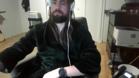 Snapshot of elephantfox chatting on December 20, 4:20 am fox online show from December 20, 4:20 am