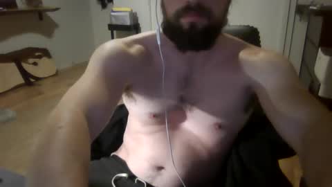 Snapshot of elephantfox chatting on December 22, 4:50 am fox online show from December 22, 4:50 am