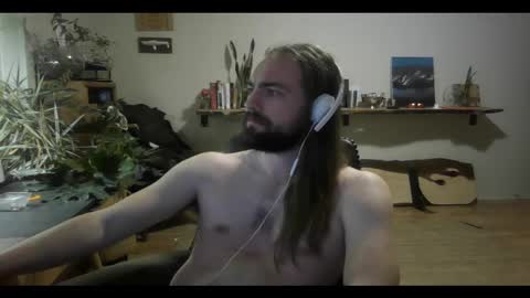 Snapshot of elephantfox chatting on February 26, 5:09 am fox online show from February 26, 5:09 am