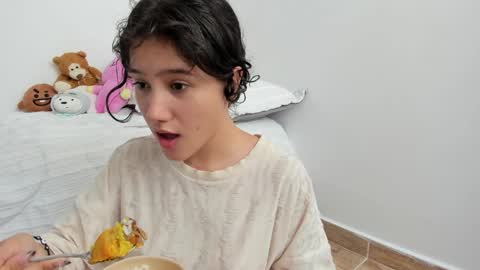 Snapshot of eli_dl chatting on January 10, 6:38 pm eli_dl online show from January 10, 6:38 pm