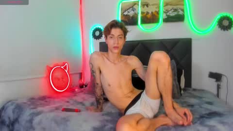 eliann_adam online show from September 16, 6:47 am