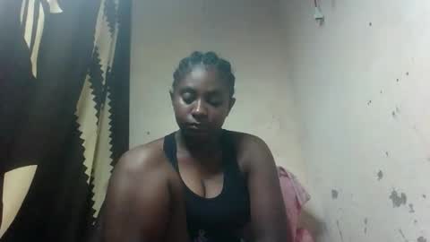 eliannee online show from December 21, 8:27 pm