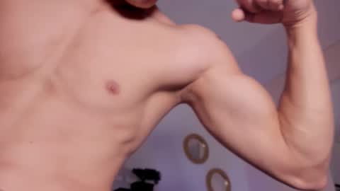 elier_jhonson1 online show from March 6, 3:30 pm