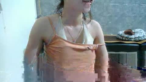 Snapshot of eliesweet9x chatting on September 29, 2:33 pm eliesweet9x online show from September 29, 2:33 pm