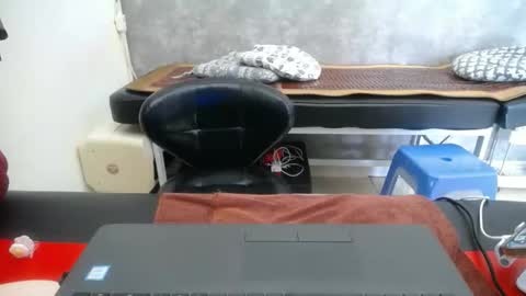 Snapshot of eliesweet9x chatting on October 2, 2:29 am eliesweet9x online show from October 2, 2:29 am
