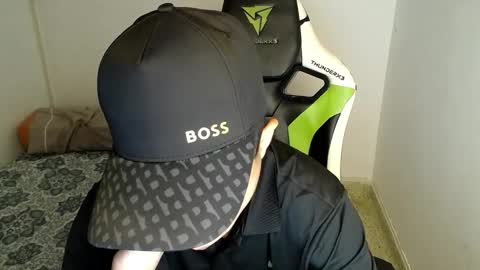 Snapshot of elii_797 chatting on March 12, 6:11 pm bby-santy online show from March 12, 6:11 pm