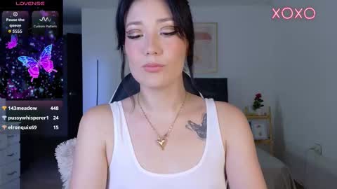 Snapshot of eliiih_ chatting on October 28, 2:59 am eliiih_ online show from October 28, 2:59 am